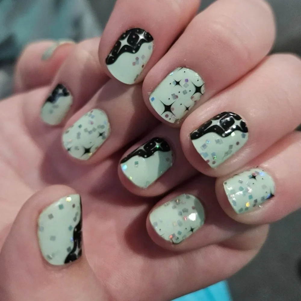*Exclusive* Color Street: Rave Wave | Stars Wavy Clear Overlay Black Festival